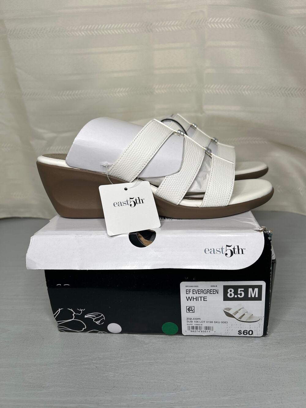 East 5th Evergreen Heeled Sandals Womens 8.5 M White Open Toe Wedge Heel